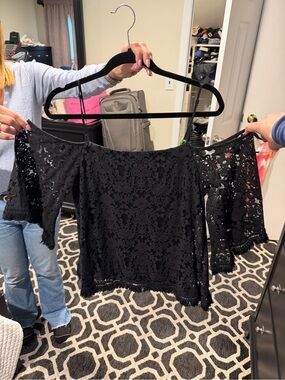Bailey 44 Black Lace Off-Shoulder Crop Top